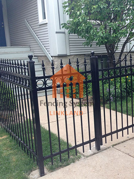 Steel Picket Fence: The Perfect Combination of Style and Security for Residential Fencing